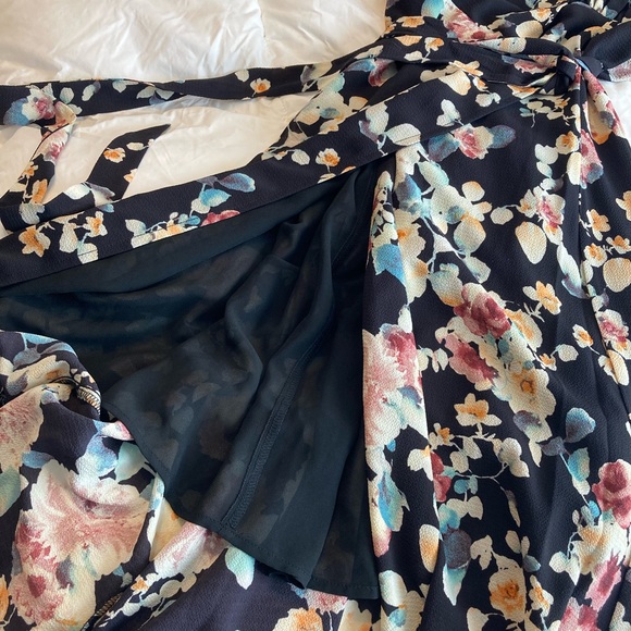 Bobeau Belted Floral Dress XL NWT - Picture 2 of 3